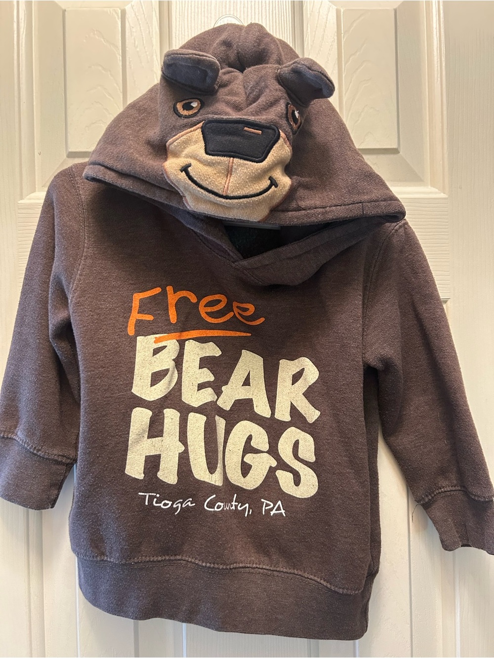 Kids Brown 'Free Bear Hugs' Hooded Pullover